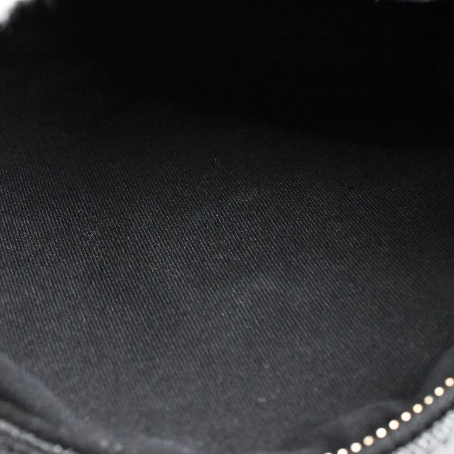 Saint Laurent Shoulder Bag Vinyl — view 8