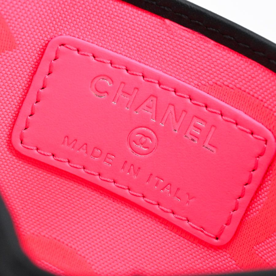 Chanel Card Case Cambon Line — view 5