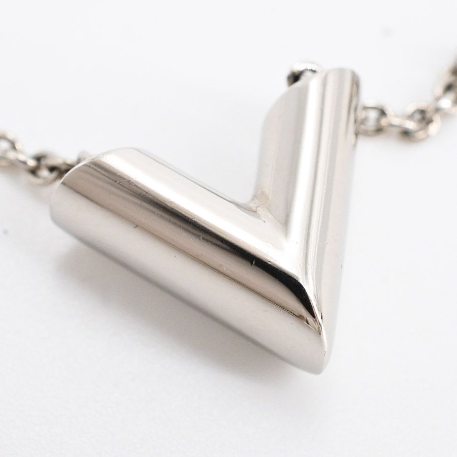 Louis Vuitton Necklace Essential — view 7