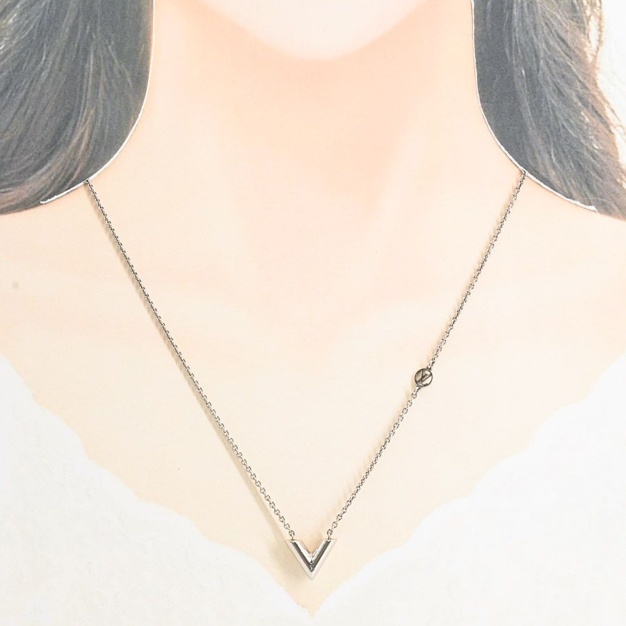 Louis Vuitton Necklace Essential — view 6