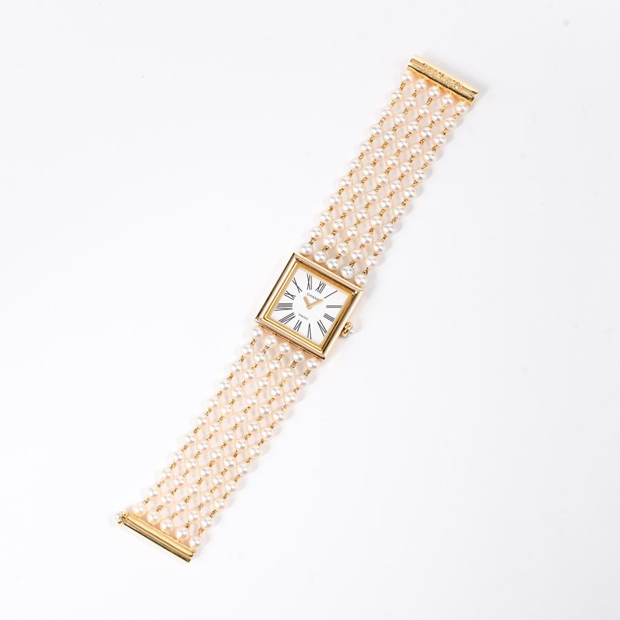 Chanel Watch Mademoiselle Gold — view 3