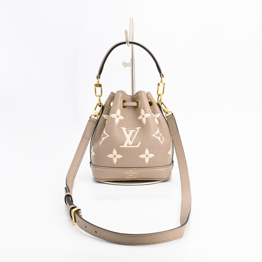 Louis Vuitton Shoulder Bag Nano — view 3