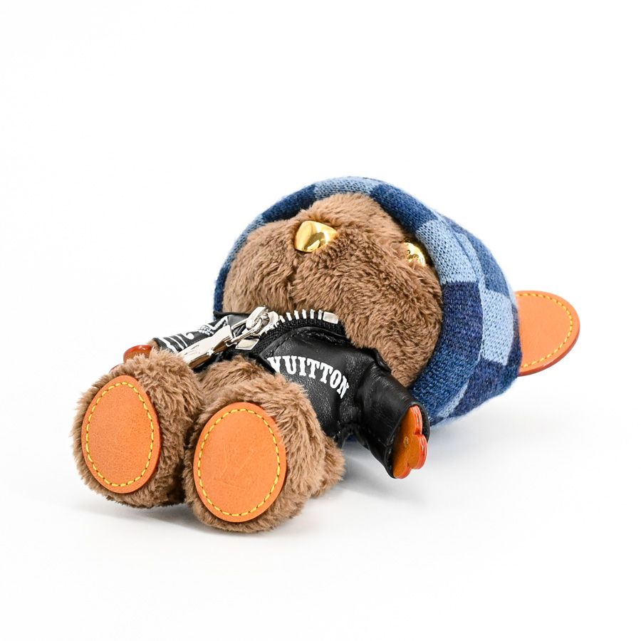 Louis Vuitton Charm LV Bear Keychain — view 4