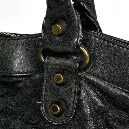 Balenciaga the First Handbag Leather Black — view 8