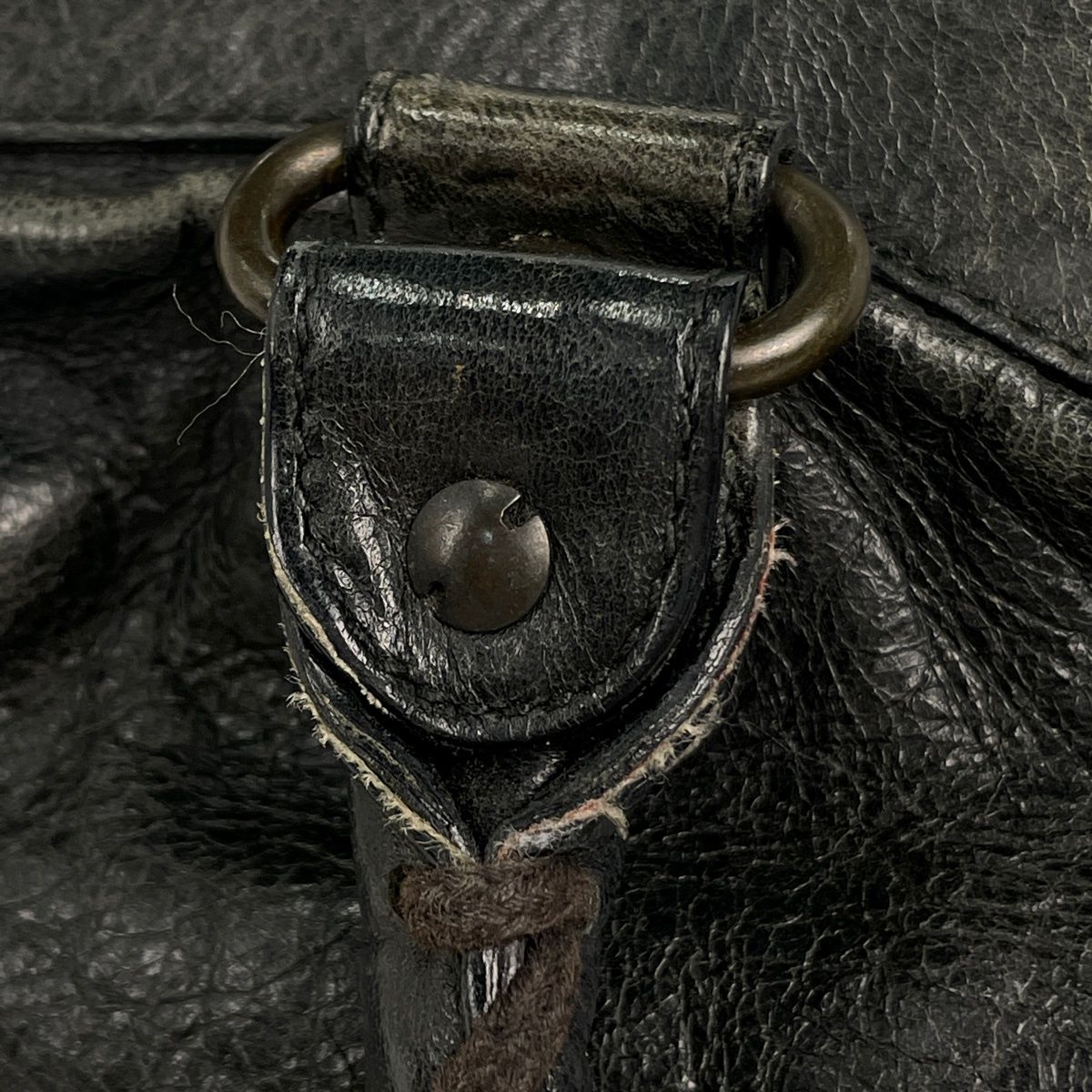 Balenciaga the First Handbag Leather Black — view 9