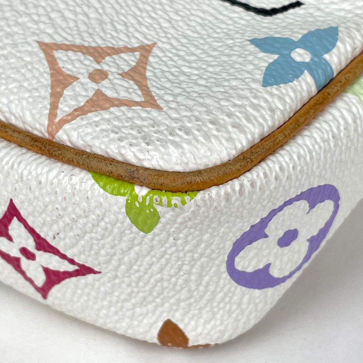 Louis Vuitton Pochette Studs Makeup Pouch Monogram Multi Color Blanc — view 3