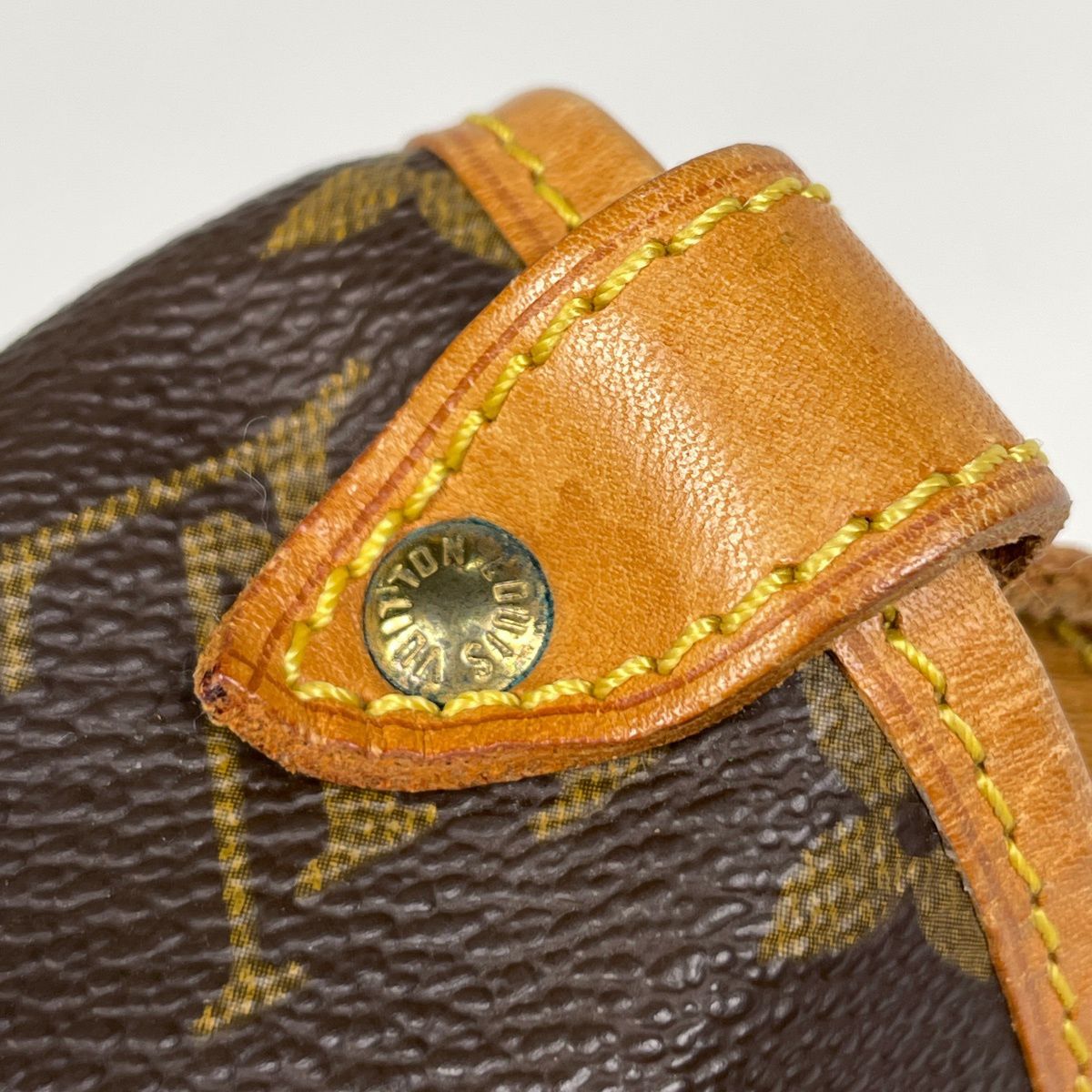 Louis Vuitton Saumur 30 Crossbody Shoulder Bag Monogram Brown — view 6