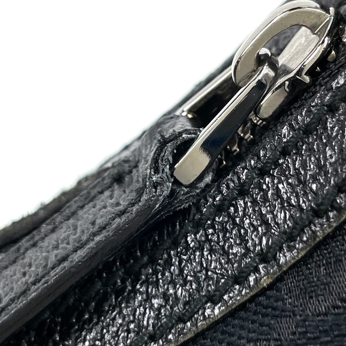 Gucci GG Pattern Shoulder Bag Canvas Black — view 6
