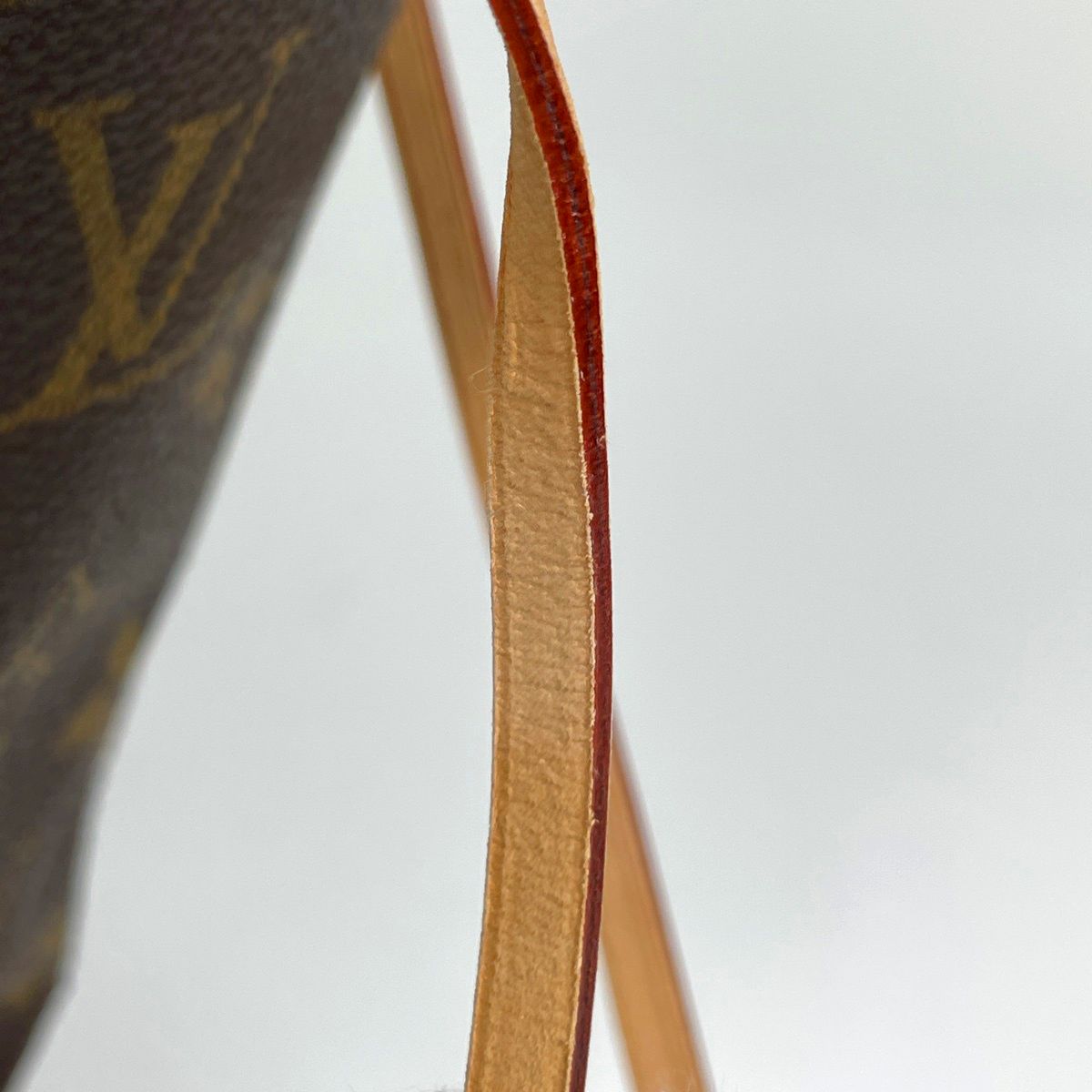 Louis Vuitton Neverfull MM Shoulder Bag Tote Monogram Brown — view 4