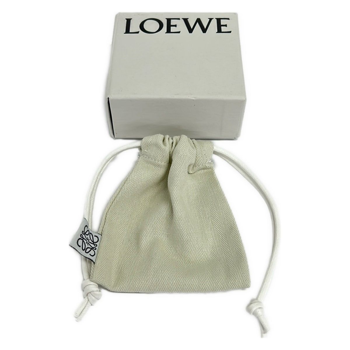 Loewe Necklace Anagram Pendant Gold — view 5