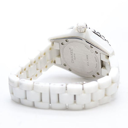 Chanel Box with Frame Quartz Diamond Bezel White Dial Watch — view 4