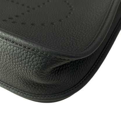 Hermes Shoulder Bag Evelyne 3 III PM Black — view 6
