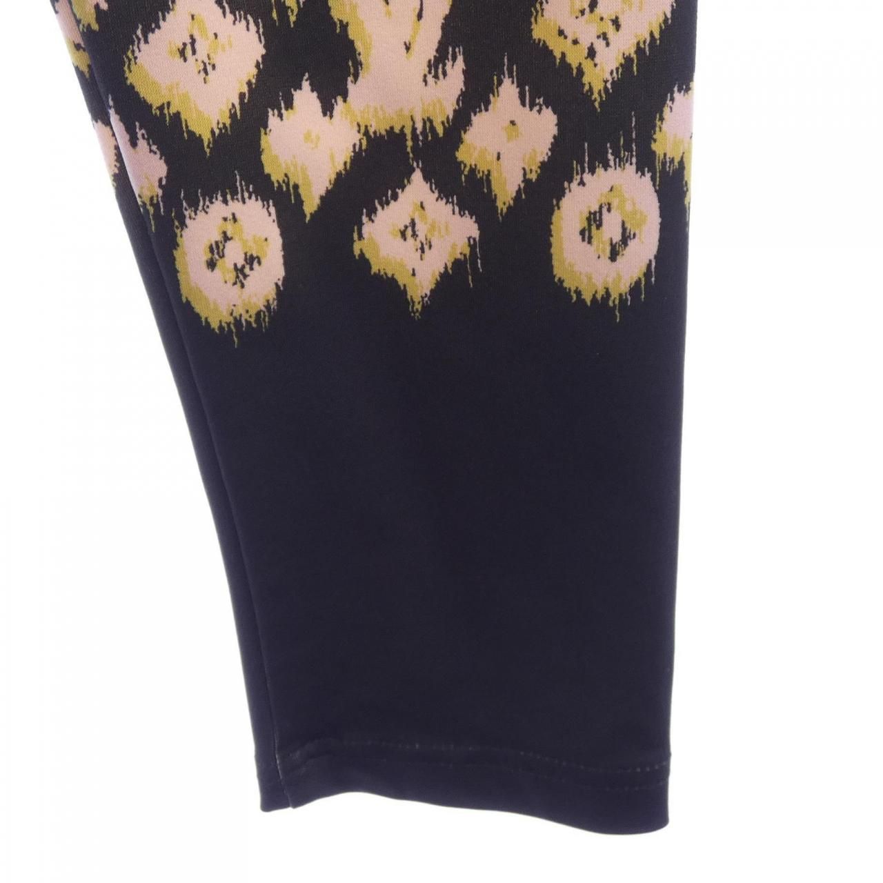 Louis Vuitton Leggings Pants — view 5