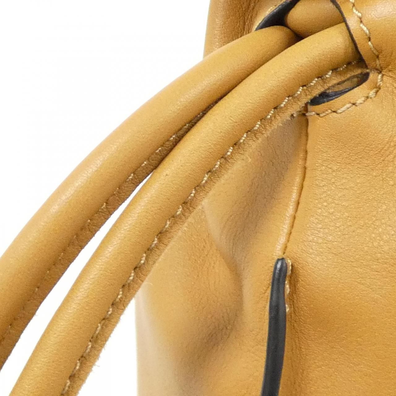 Loewe Flamenco Clutch Gold — view 8