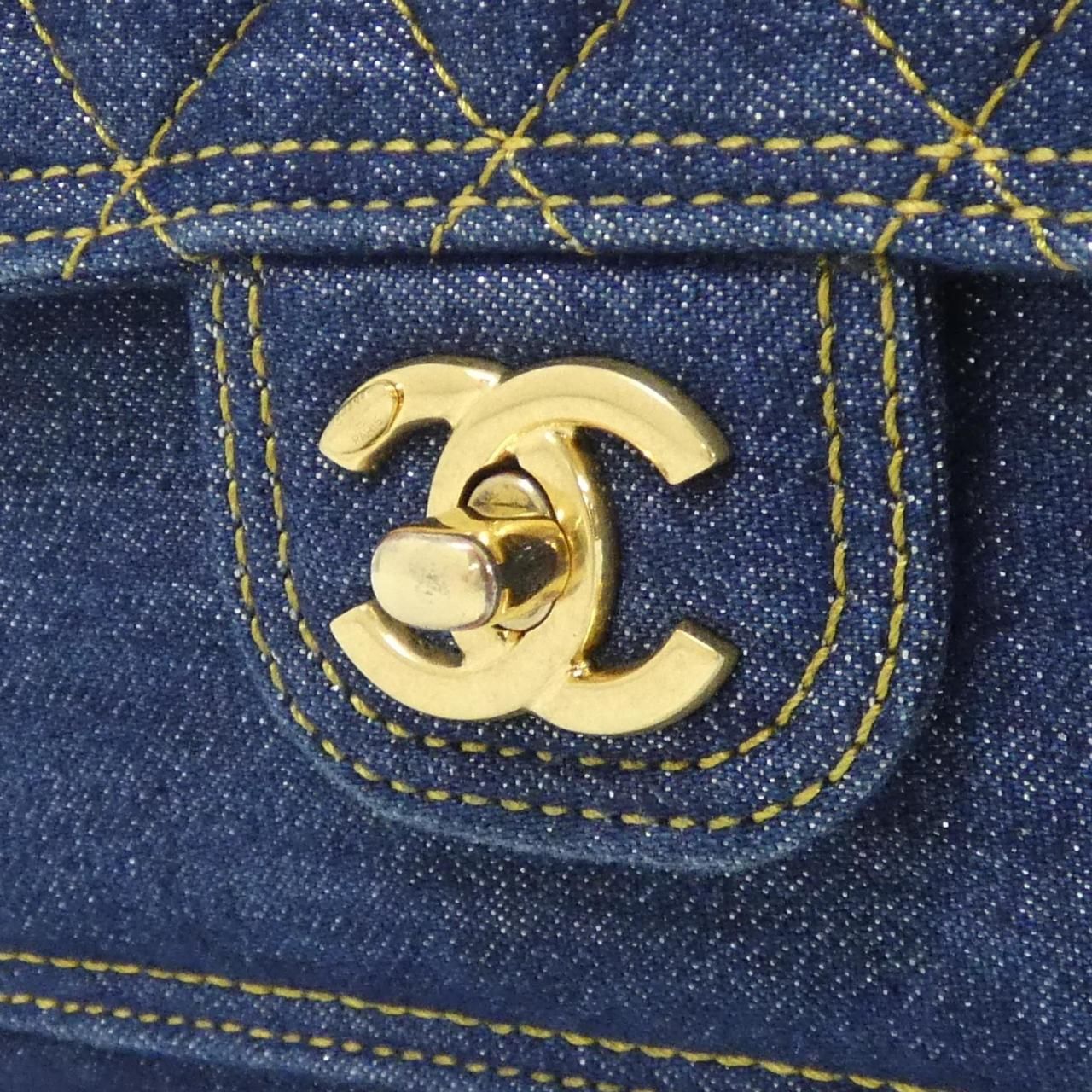 Chanel Bag Handbag Blue — view 4