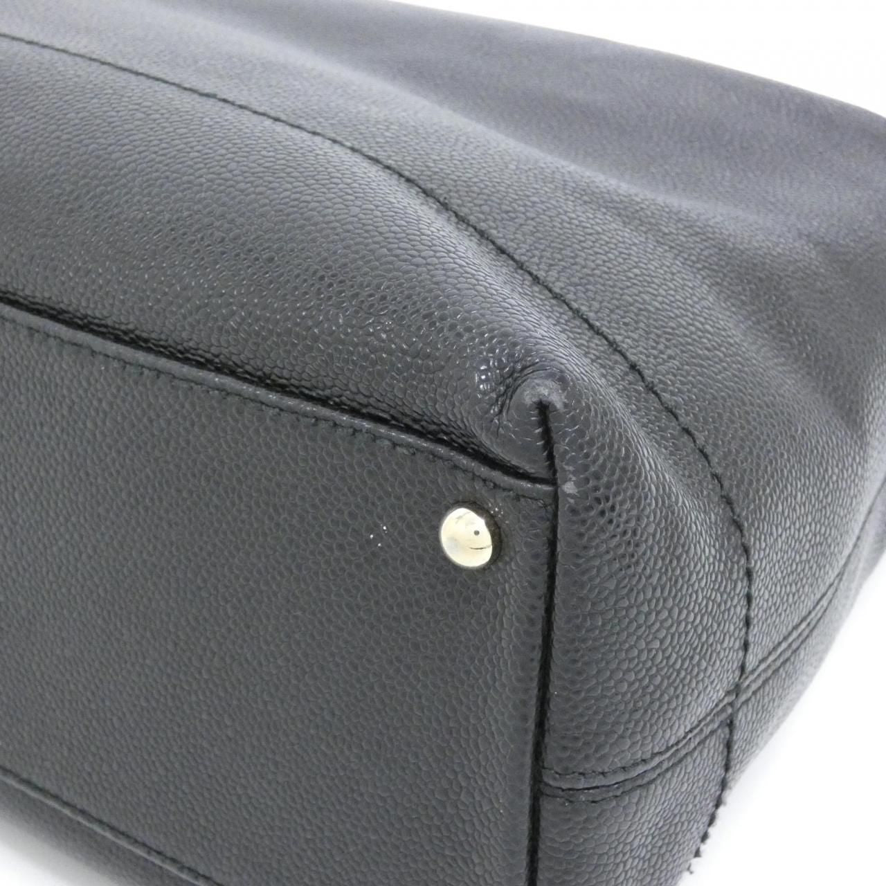 Chanel Vintage Shoulder — view 3