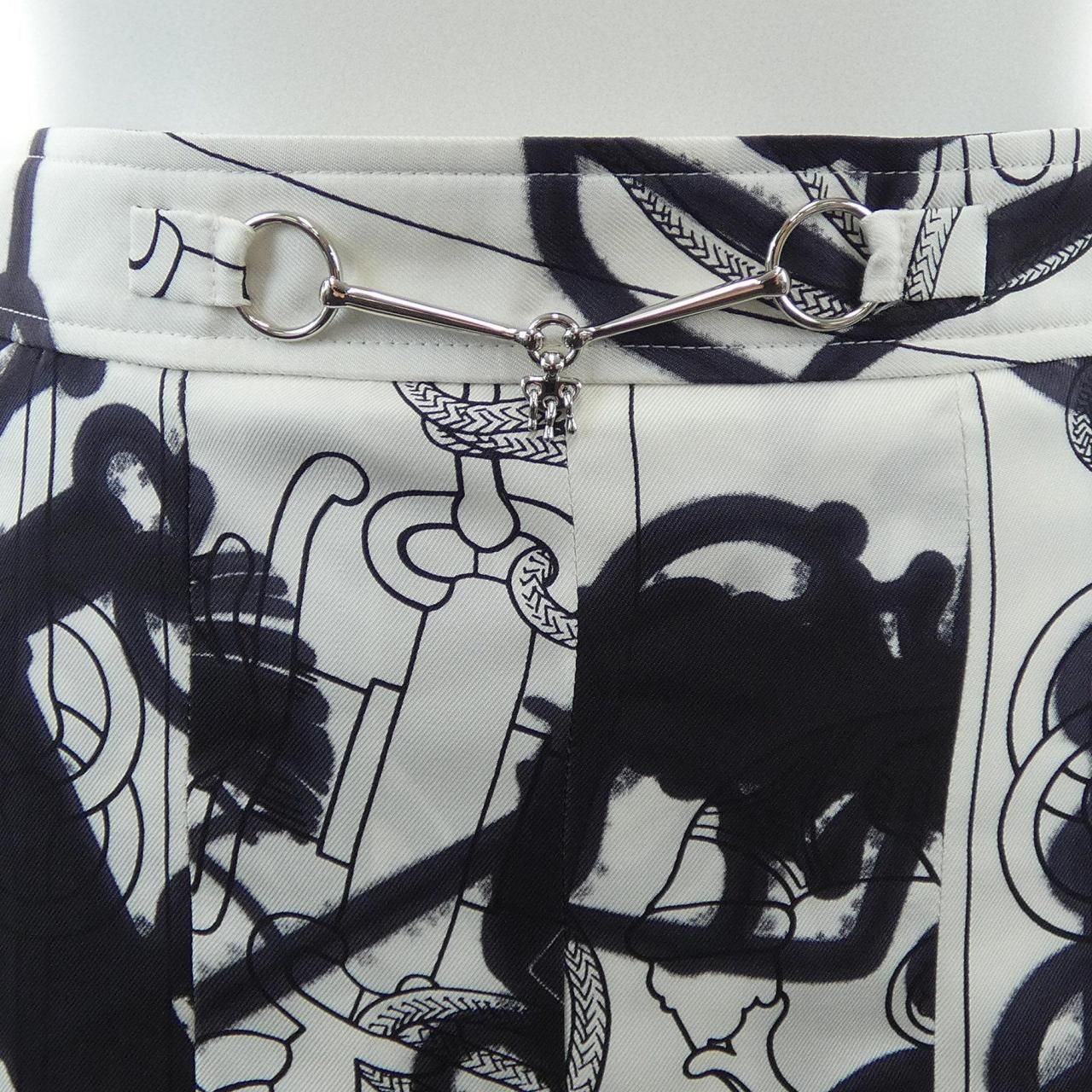 Hermes Cliquetis Tattoo Aquarelle Twill Lane Skirt — view 5