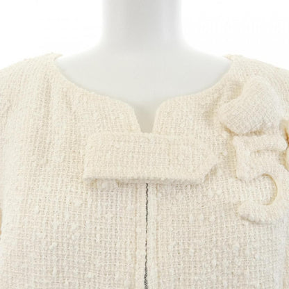 Chanel Vintage 04c Collarless Jacket — view 5