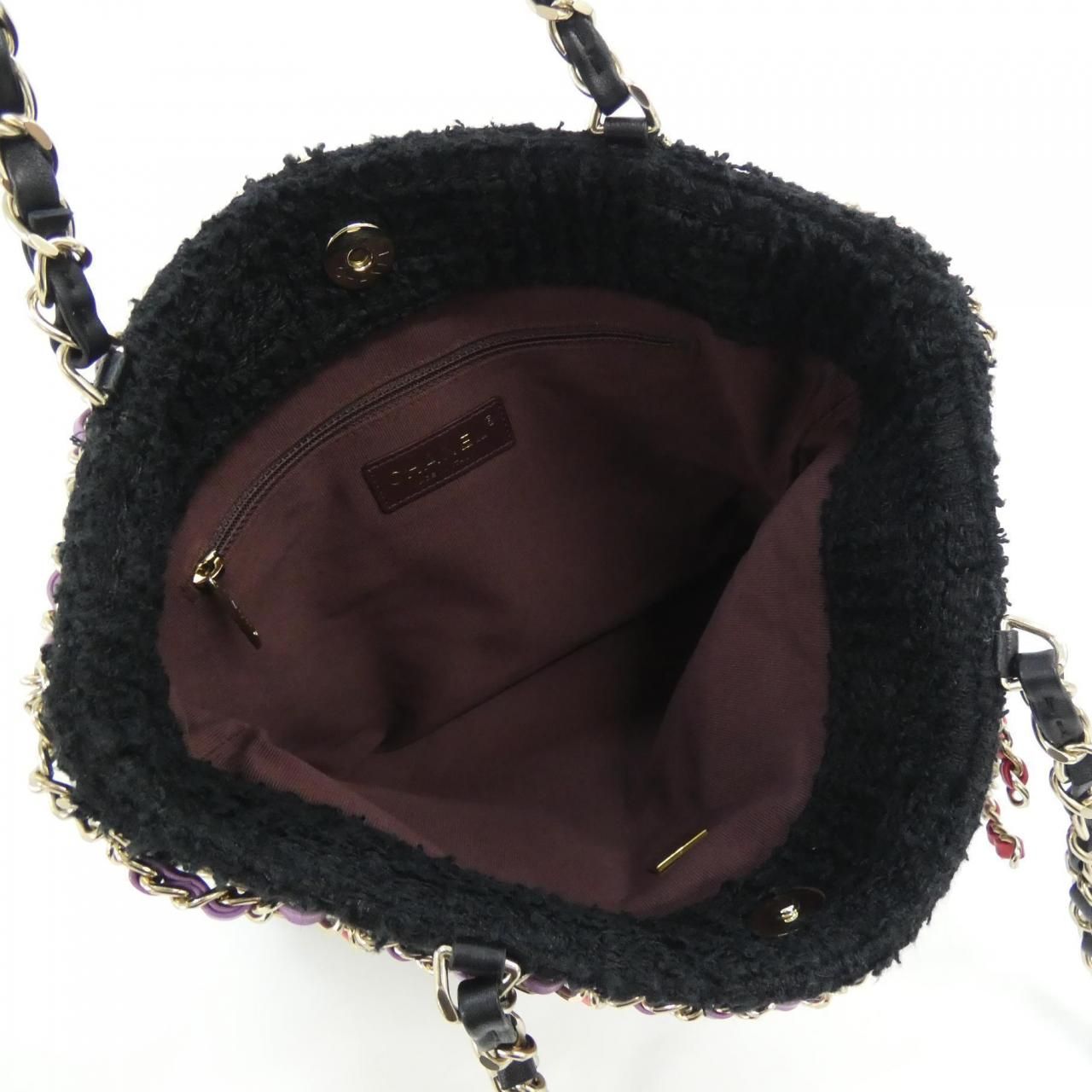 Chanel Shoulder Bag Black — view 6