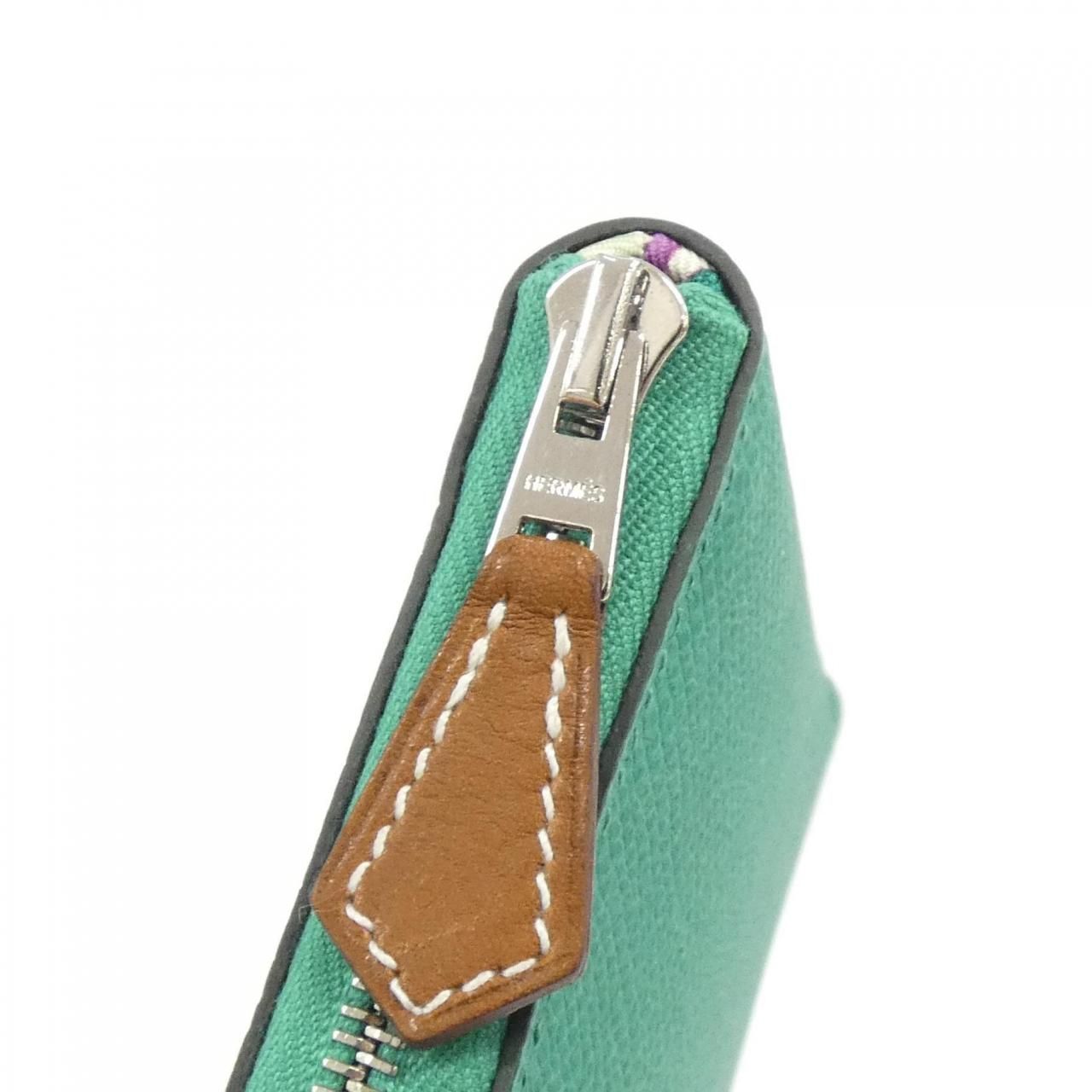 Hermes la Patisserie Francaise Silk in Compact Wallet — view 3