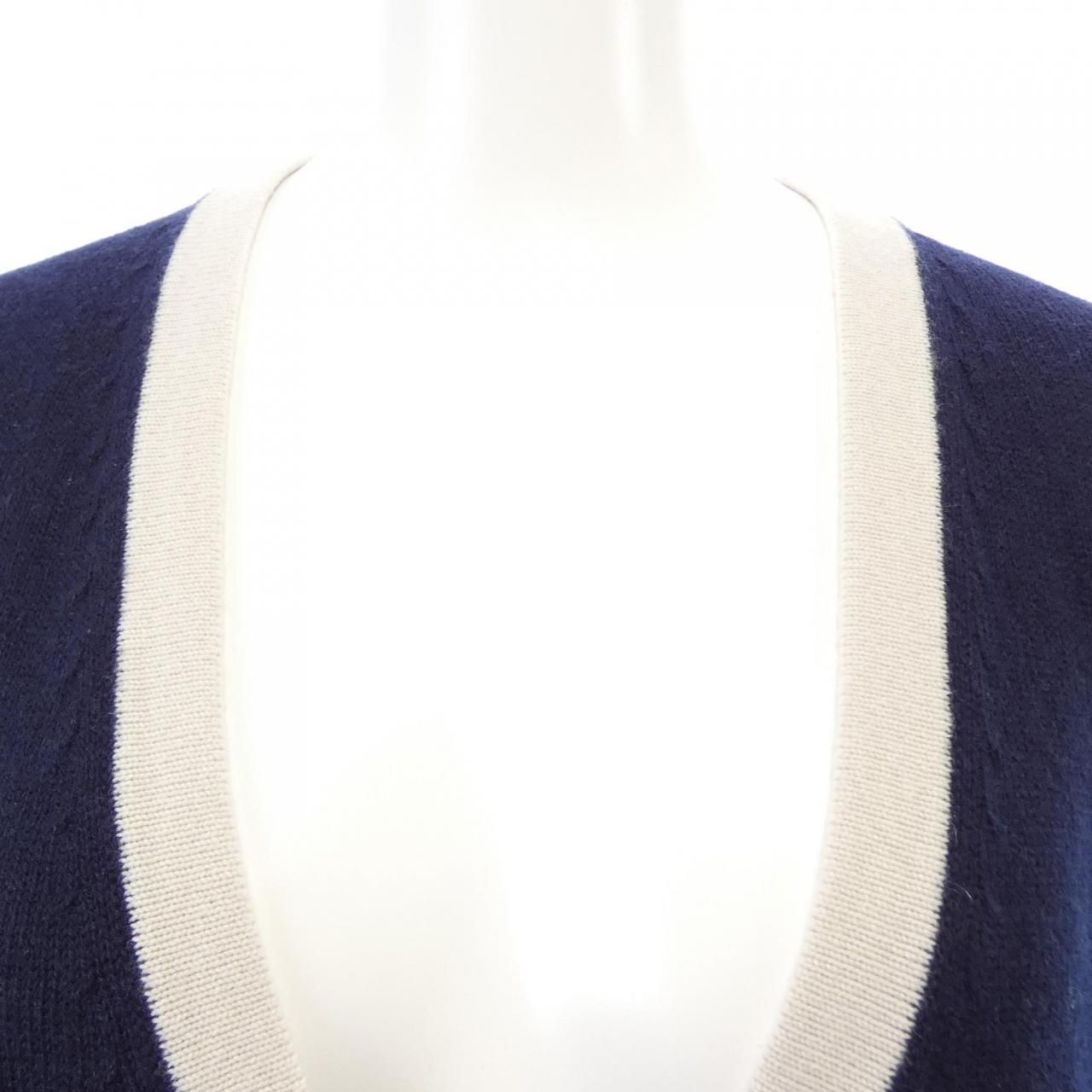 Chanel Cardigan Navy — view 6