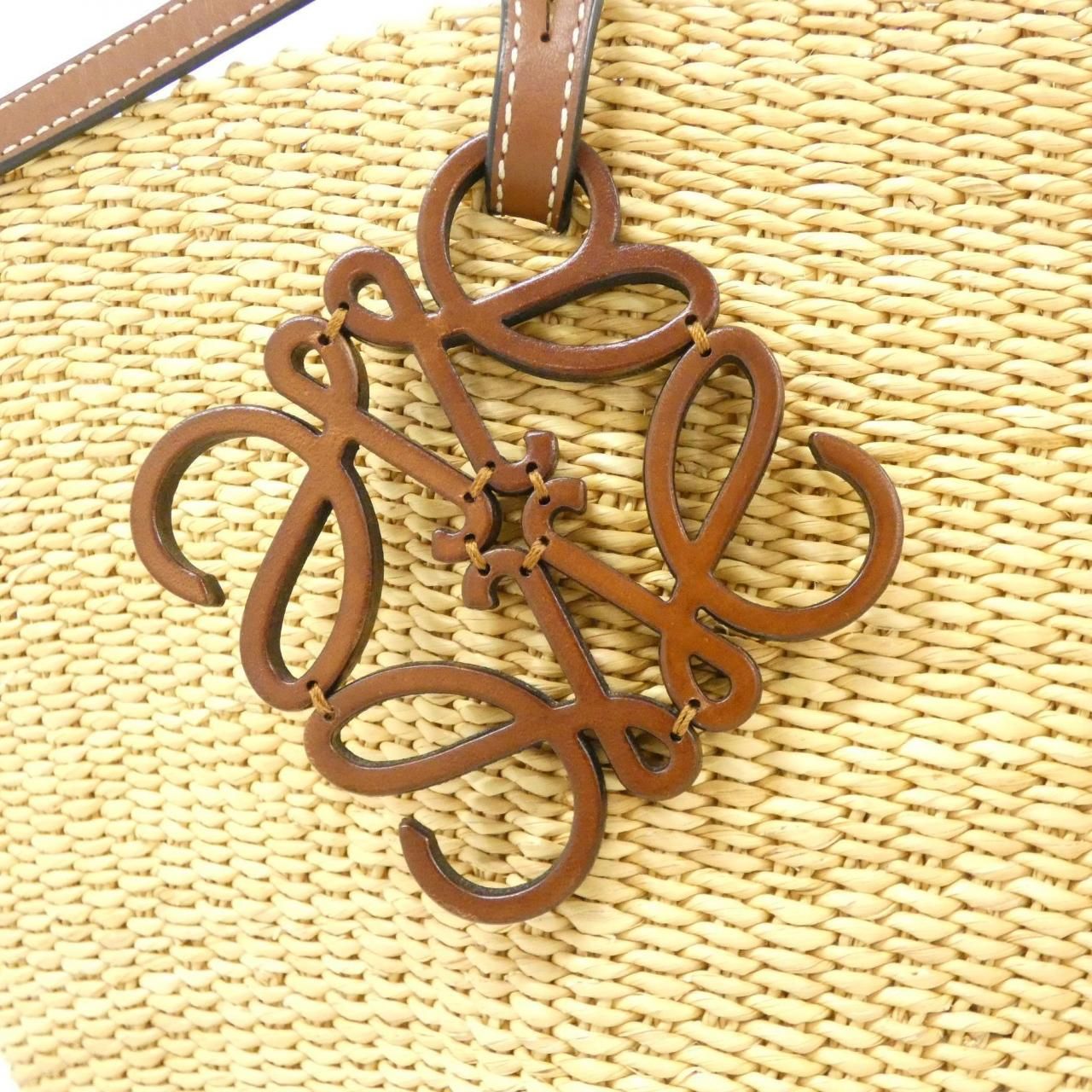 Loewe Shell Basket — view 4