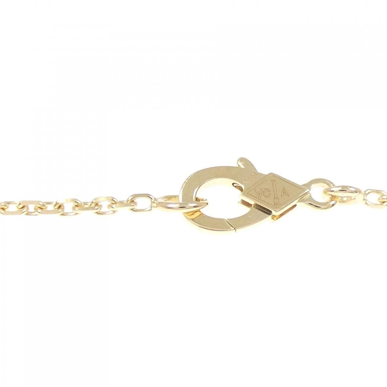 Van Cleef & Arpels Vintage Alhambra Necklace — view 4