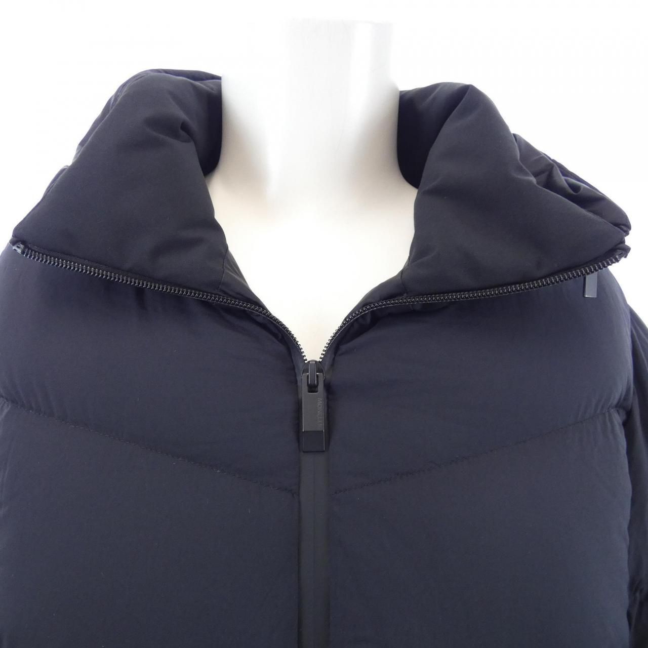 Moncler Forez Down Jacket — view 6
