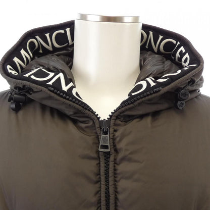 Moncler Montcla Down Jacket — view 6