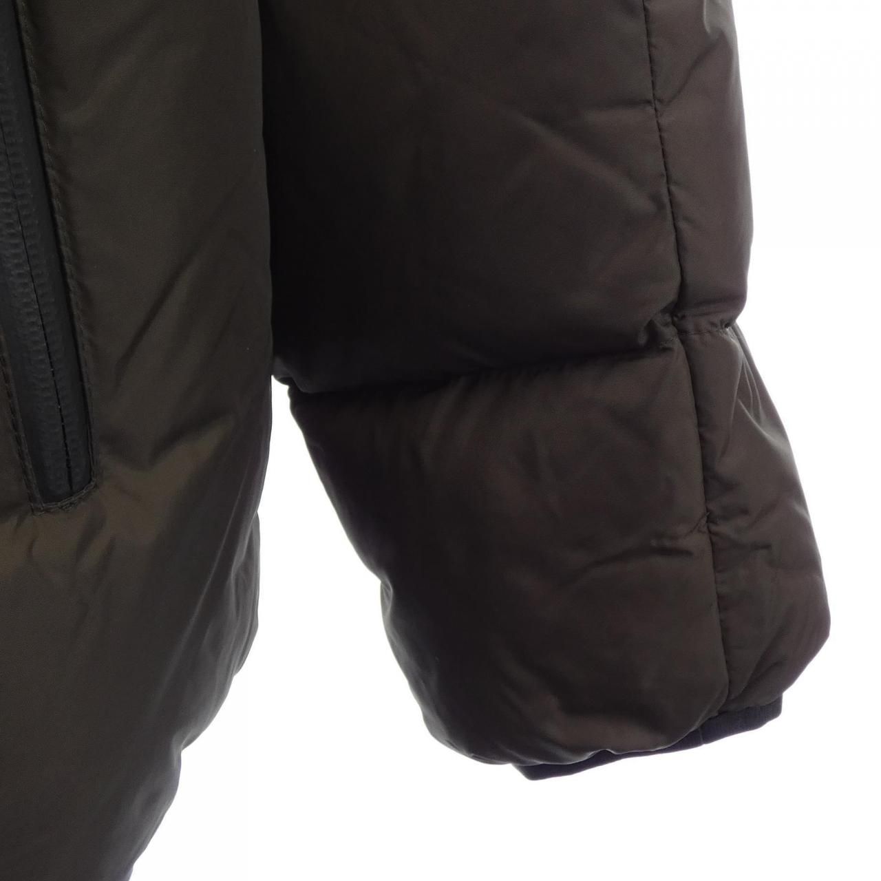 Moncler Montcla Down Jacket — view 7