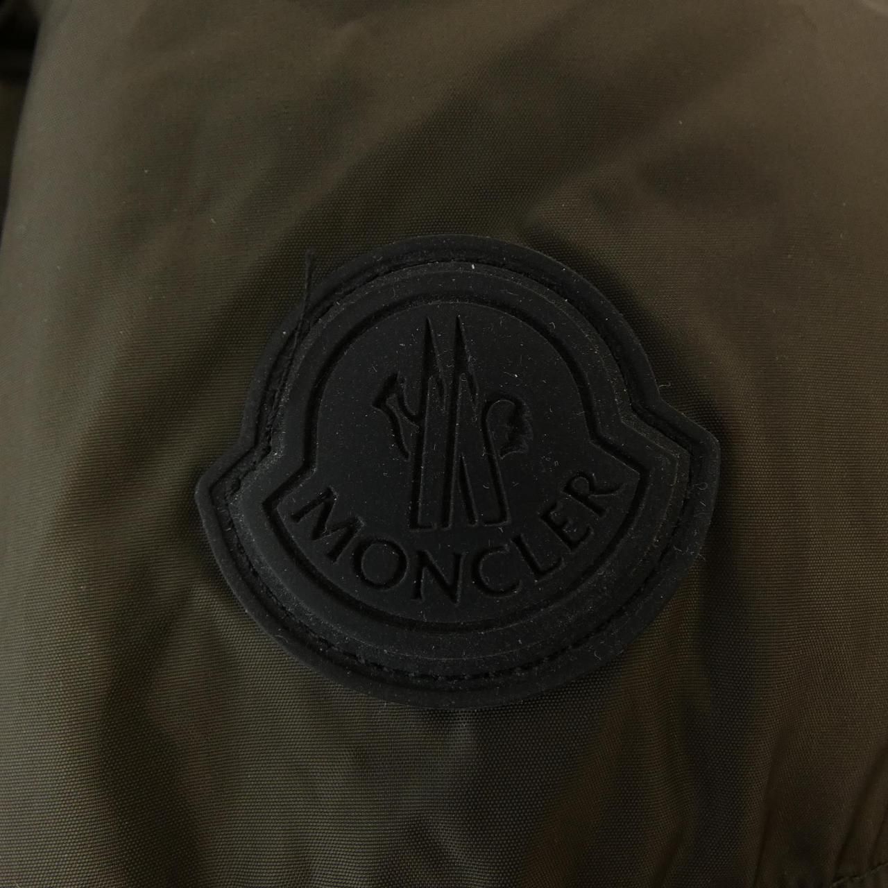 Moncler Montcla Down Jacket — view 8
