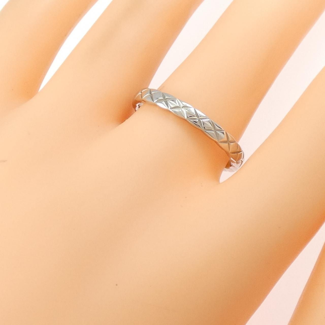 Chanel Coco Crush Small Ring — view 4