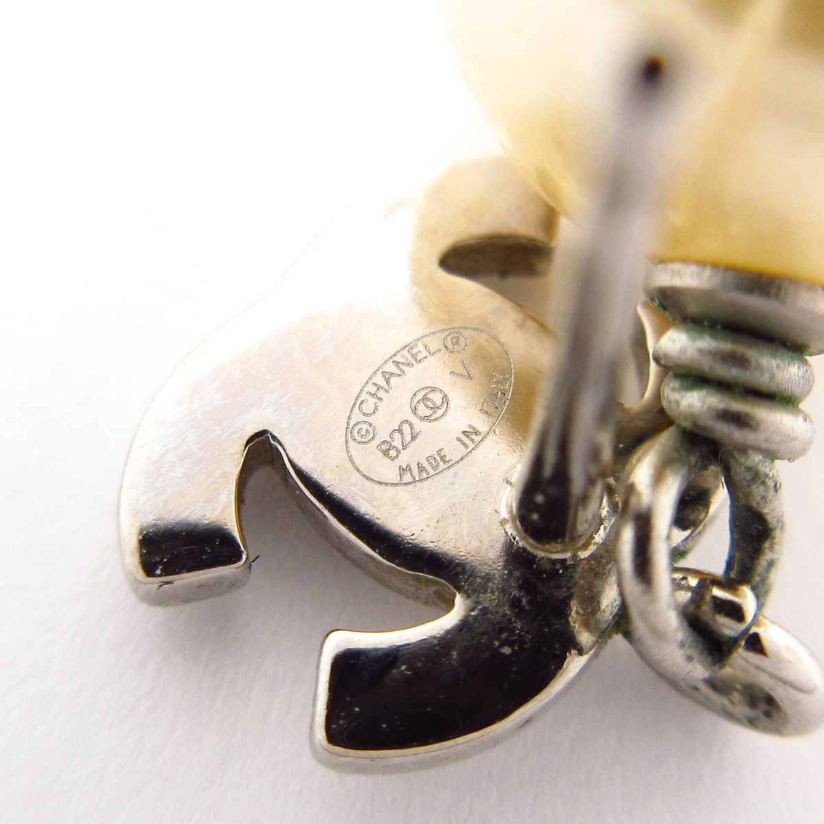 Chanel Earrings Silver White Pearl CC Logo — view 5