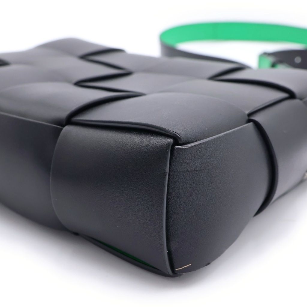 Bottega Veneta Cassette Camera Shoulder Bag Black Green — view 6