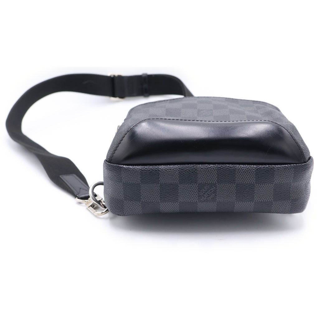 Louis Vuitton Damier Graphite Avenue Sling Bag Black — view 4