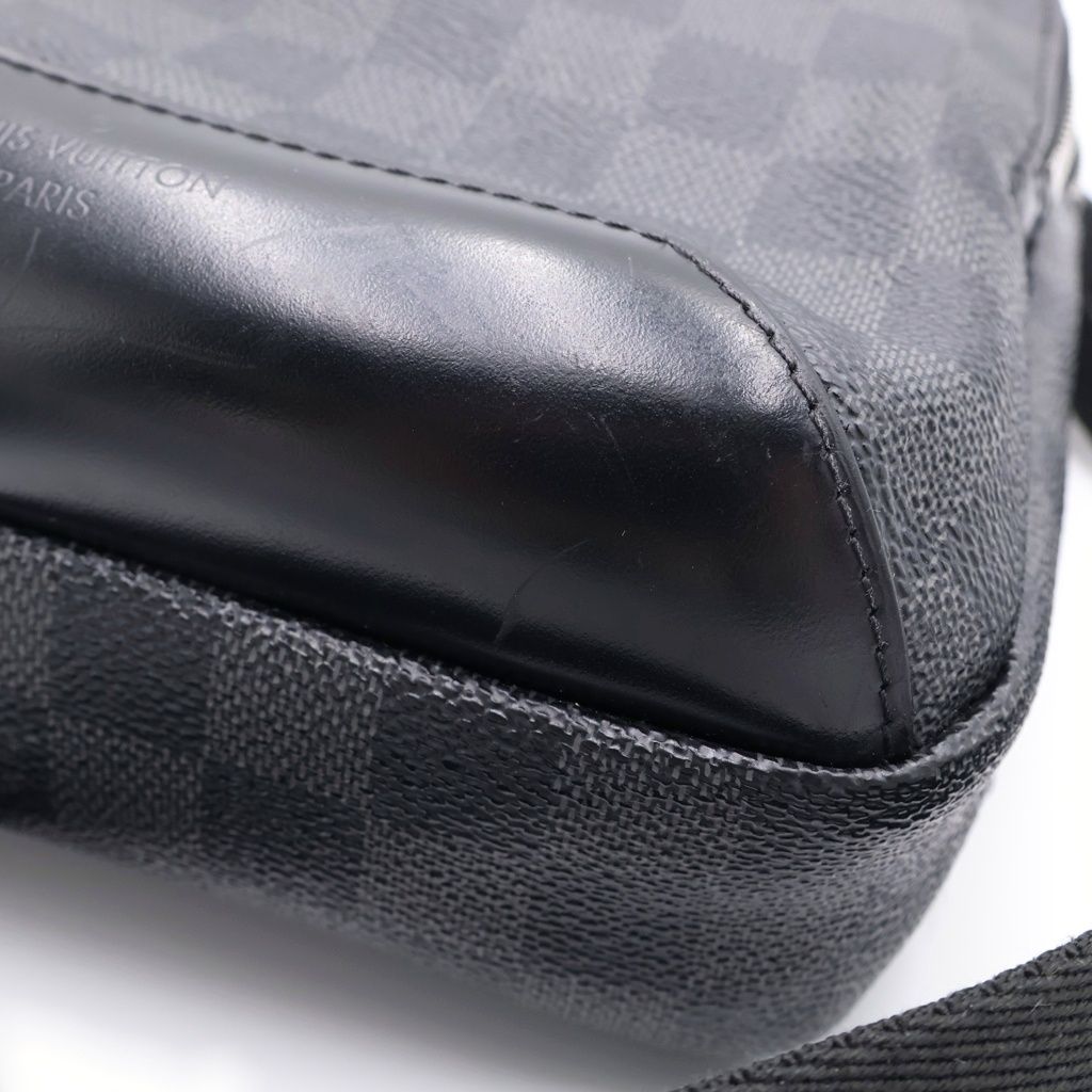 Louis Vuitton Damier Graphite Avenue Sling Bag Black — view 6