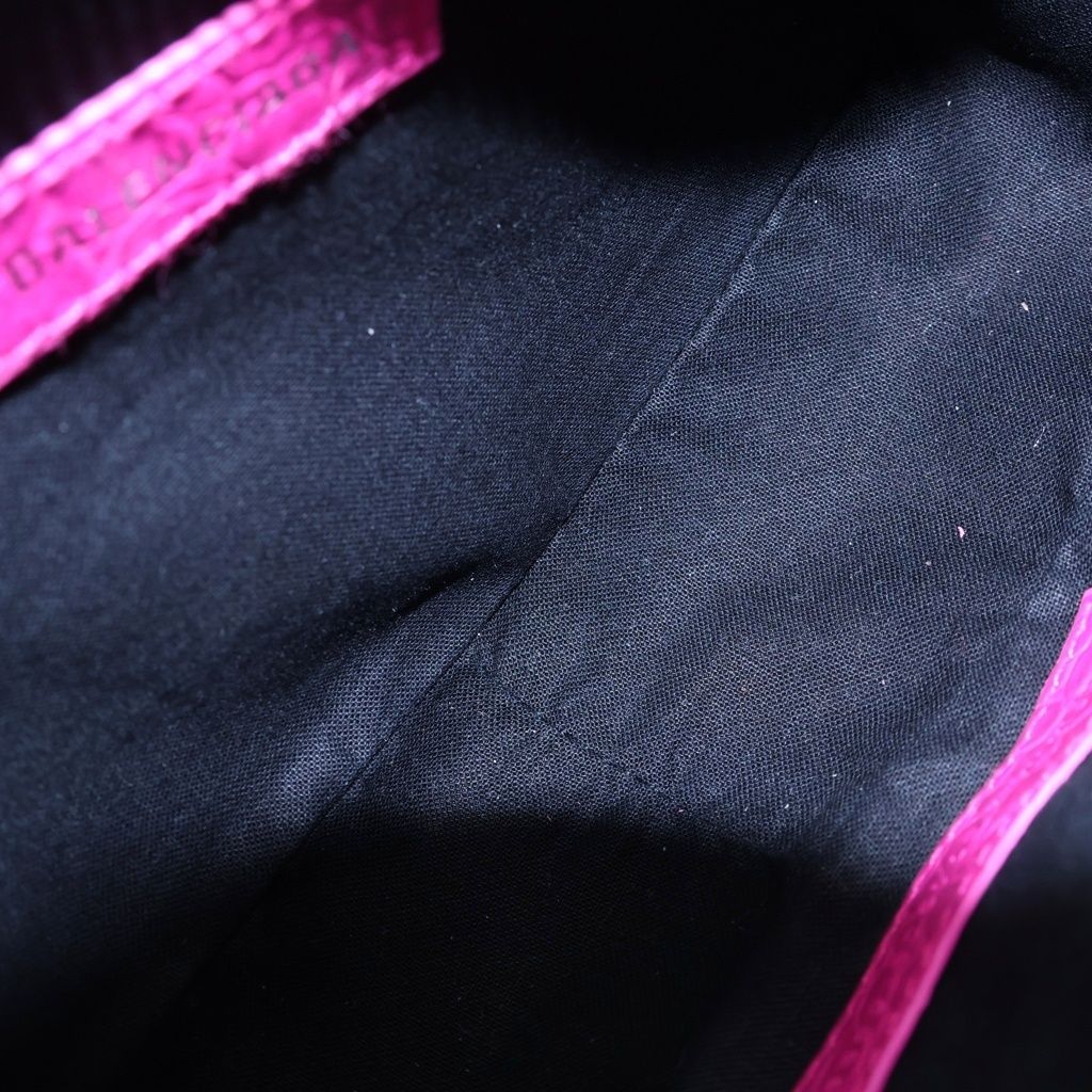 Balenciaga le Cagole XS le Shoulder Bag Pink — view 5