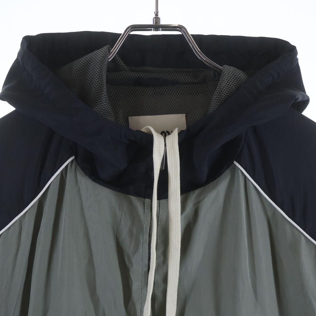 Miu Miu Technical Nylon Zip Up Jacket Gray Black — view 3