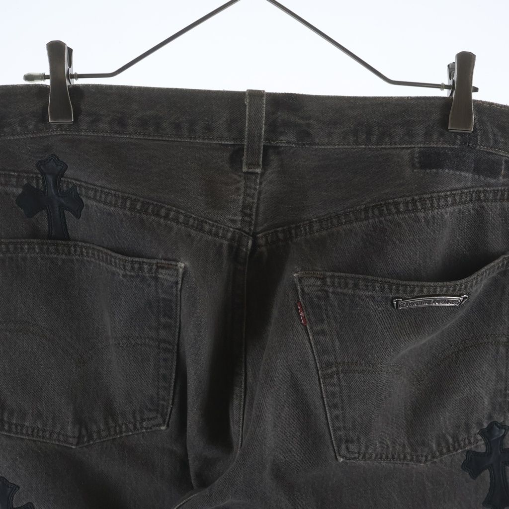 Chrome Hearts Levi's Vntg Blk Red Tab Washed 501 Denim Pants with Cross Patch — view 4