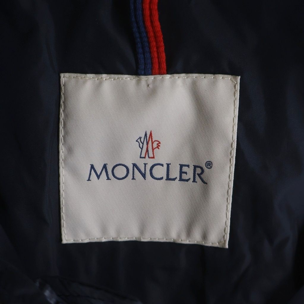 Moncler Levens Giubbotto Logo Patch Nylon Jacket Navy — view 7