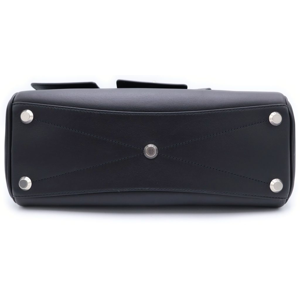 Balenciaga Bel Air Carryall Bag Smooth Leather Black — view 4