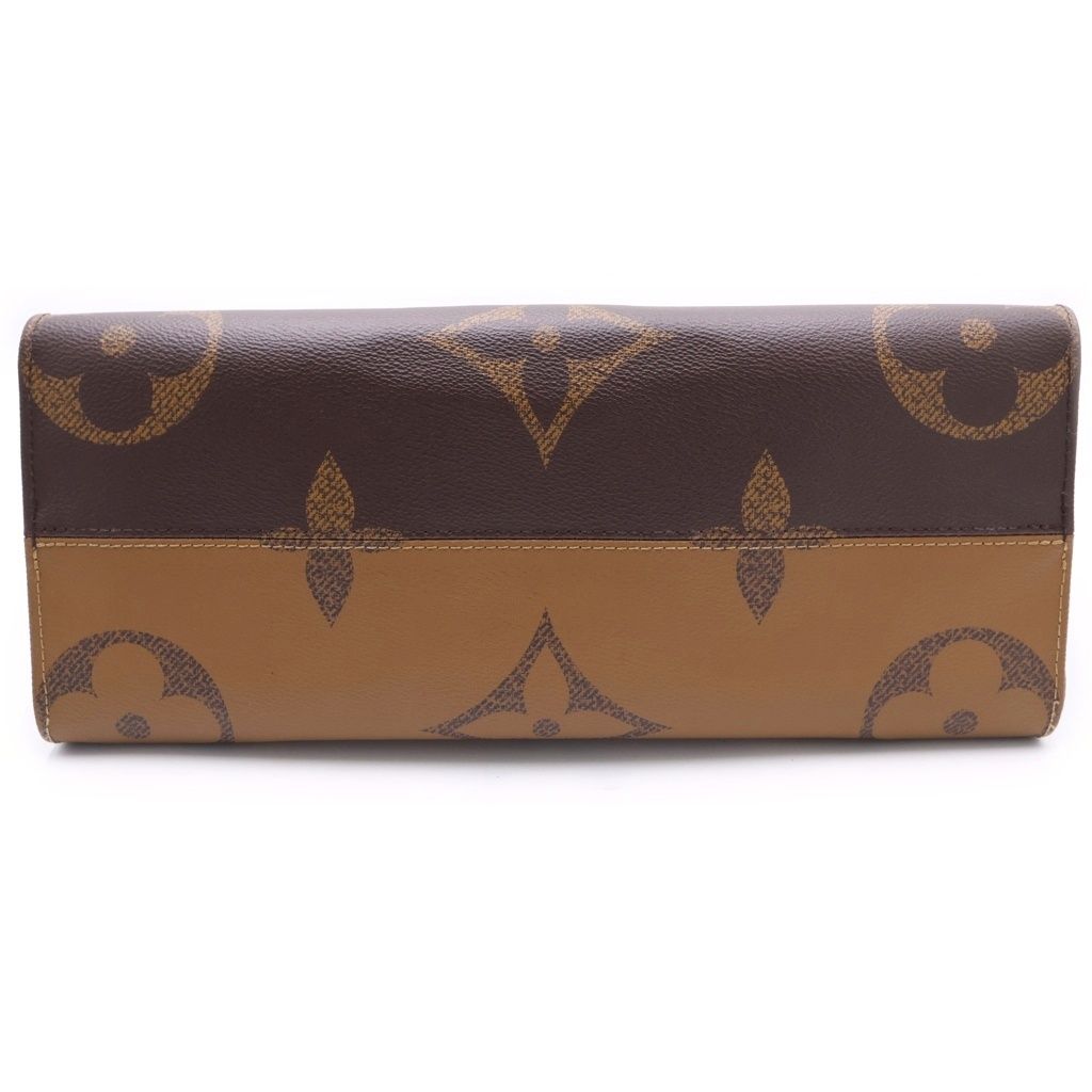 Louis Vuitton On The Go MM Monogram Giant Reverse 2-Way Tote Brown — view 4