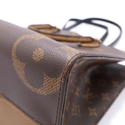 Louis Vuitton On The Go MM Monogram Giant Reverse 2-Way Tote Brown — view 6