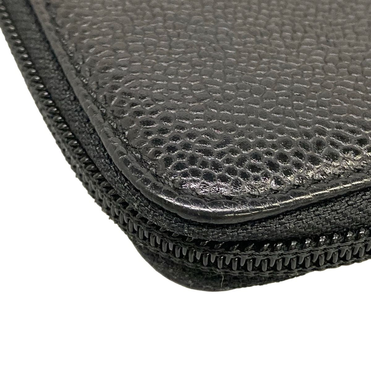 Chanel Wallet Black Zip Around Gold — view 7