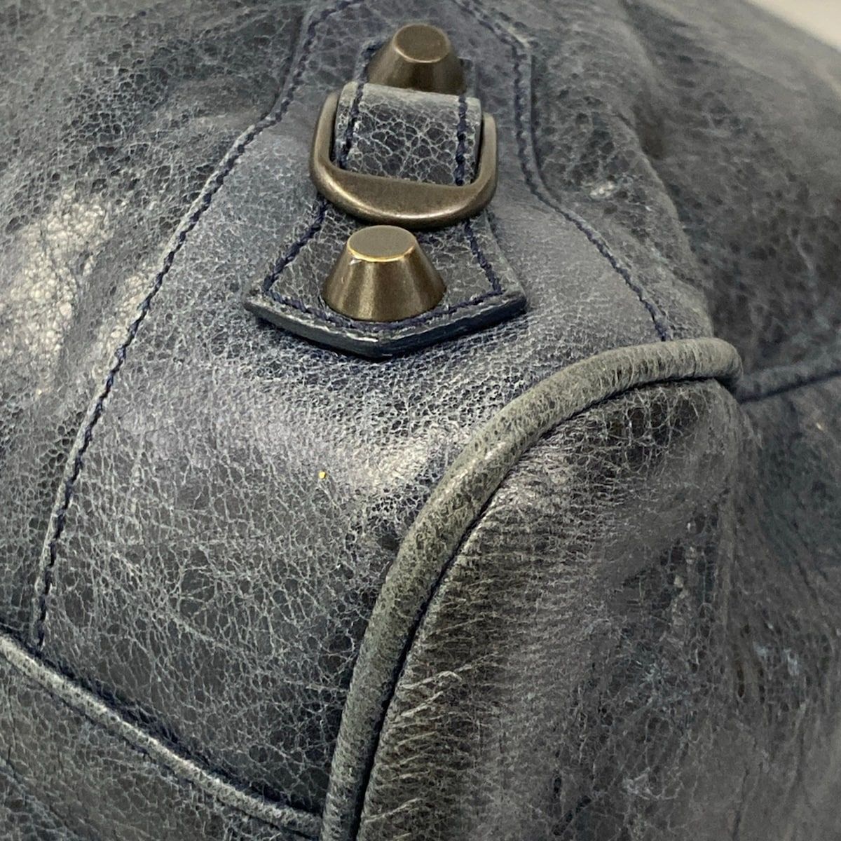 Balenciaga Handbag the Vero Navy Leather — view 6