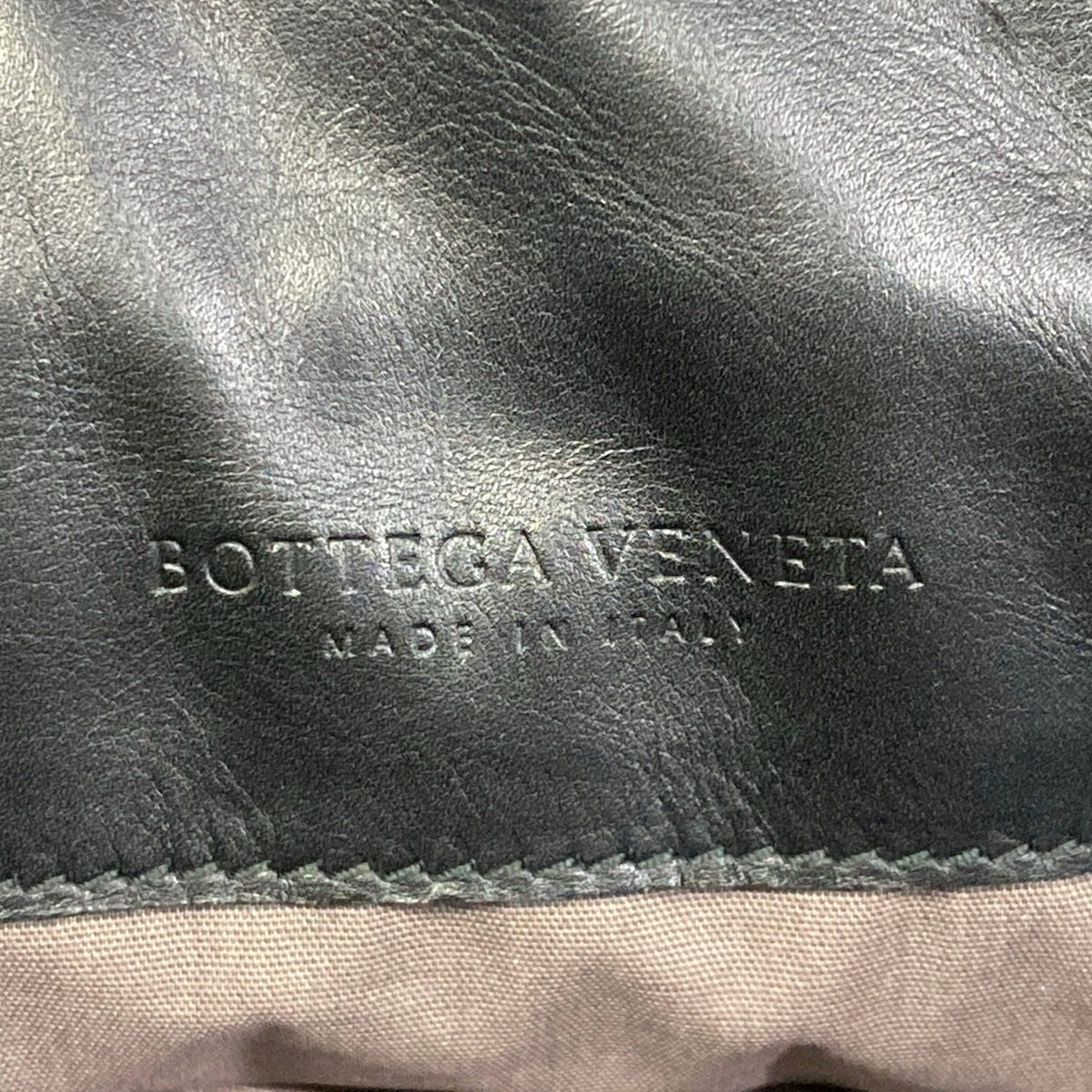 Bottega Veneta Shoulder Bag Intrecciato Black Leather — view 8