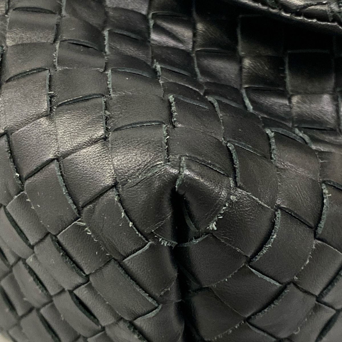 Bottega Veneta Shoulder Bag Intrecciato Black Leather — view 6