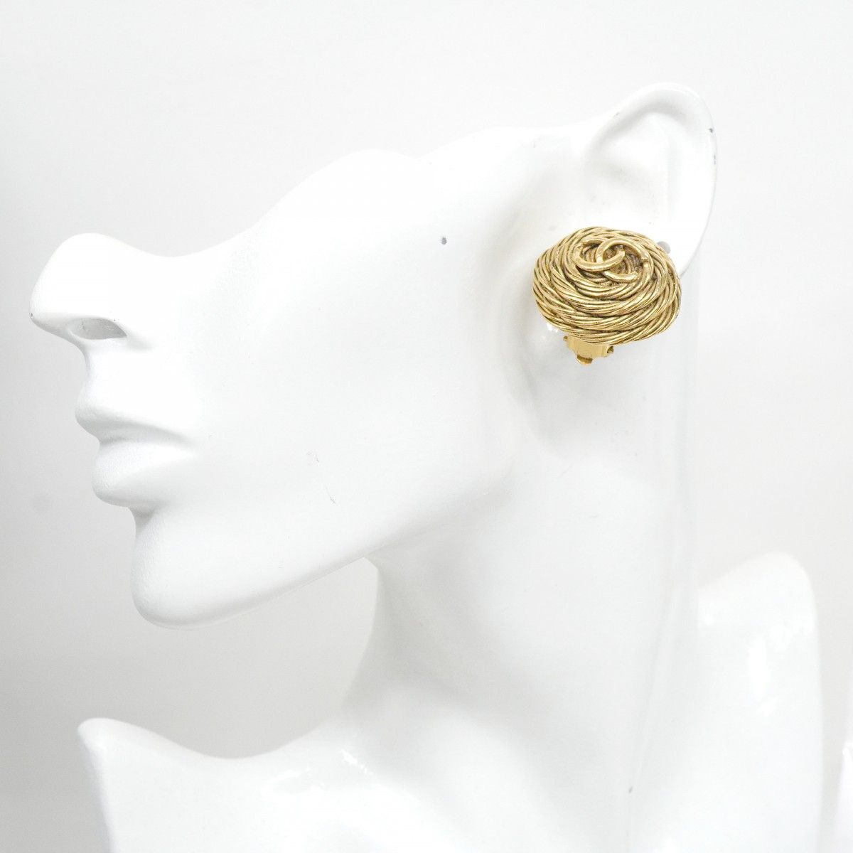 Chanel Earrings Vintage CC Logo Gold Plated — view 5