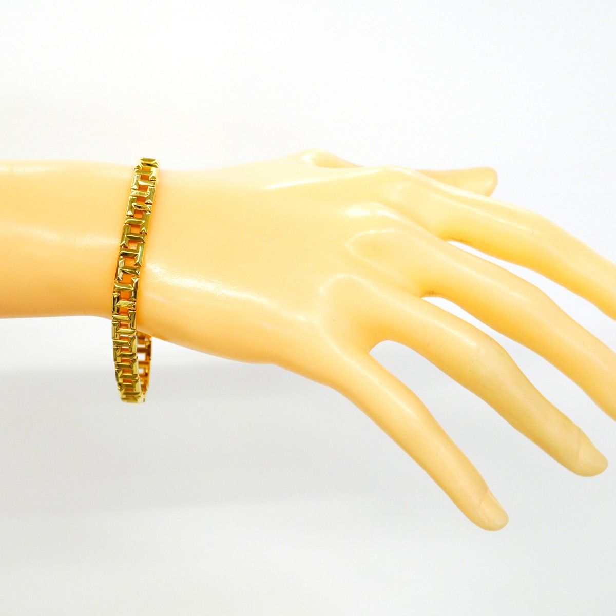 Tiffany & Co Bracelet T Tru Narrow 18k Yellow Gold — view 6