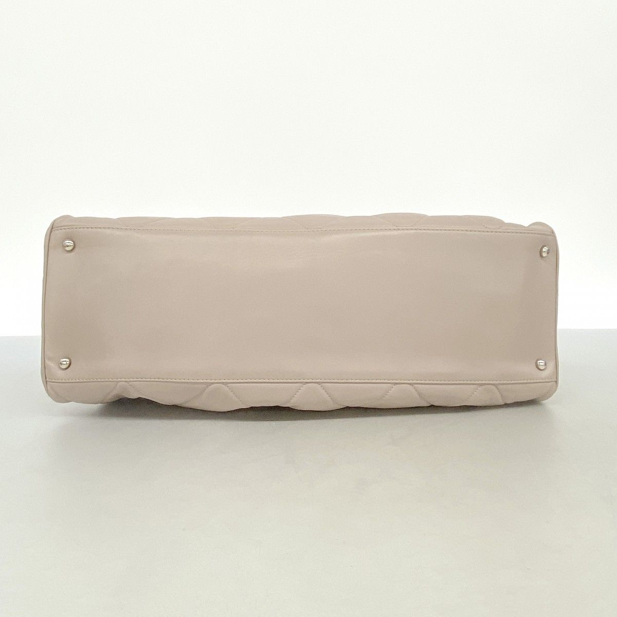 Chanel Tote Quilted Lambskin Light Brown Silver — view 3
